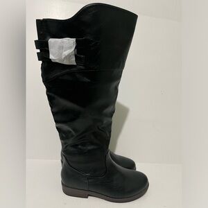 Journee Collection Women’s Extra Wide Side Zip Boots